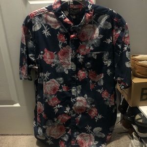Short sleeve button down